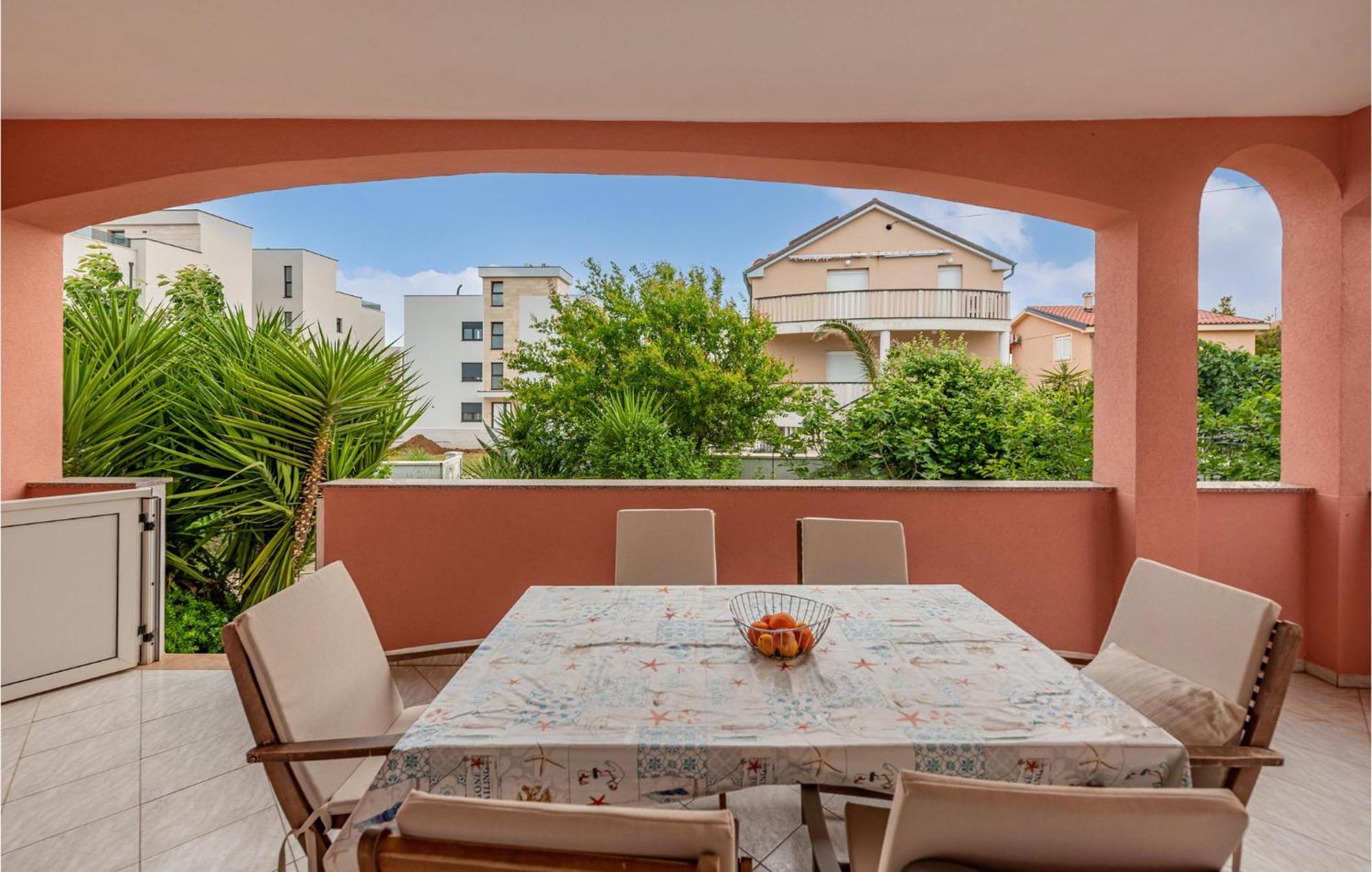 Lovely Apartment In Vir With Kitchen Екстер'єр фото