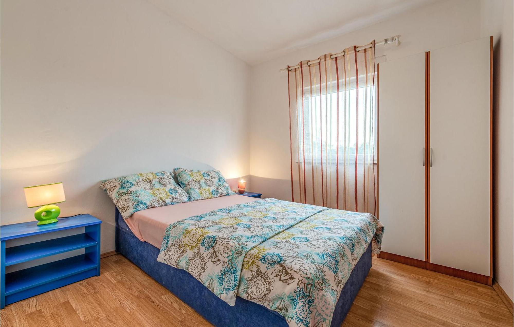 Lovely Apartment In Vir With Kitchen Екстер'єр фото